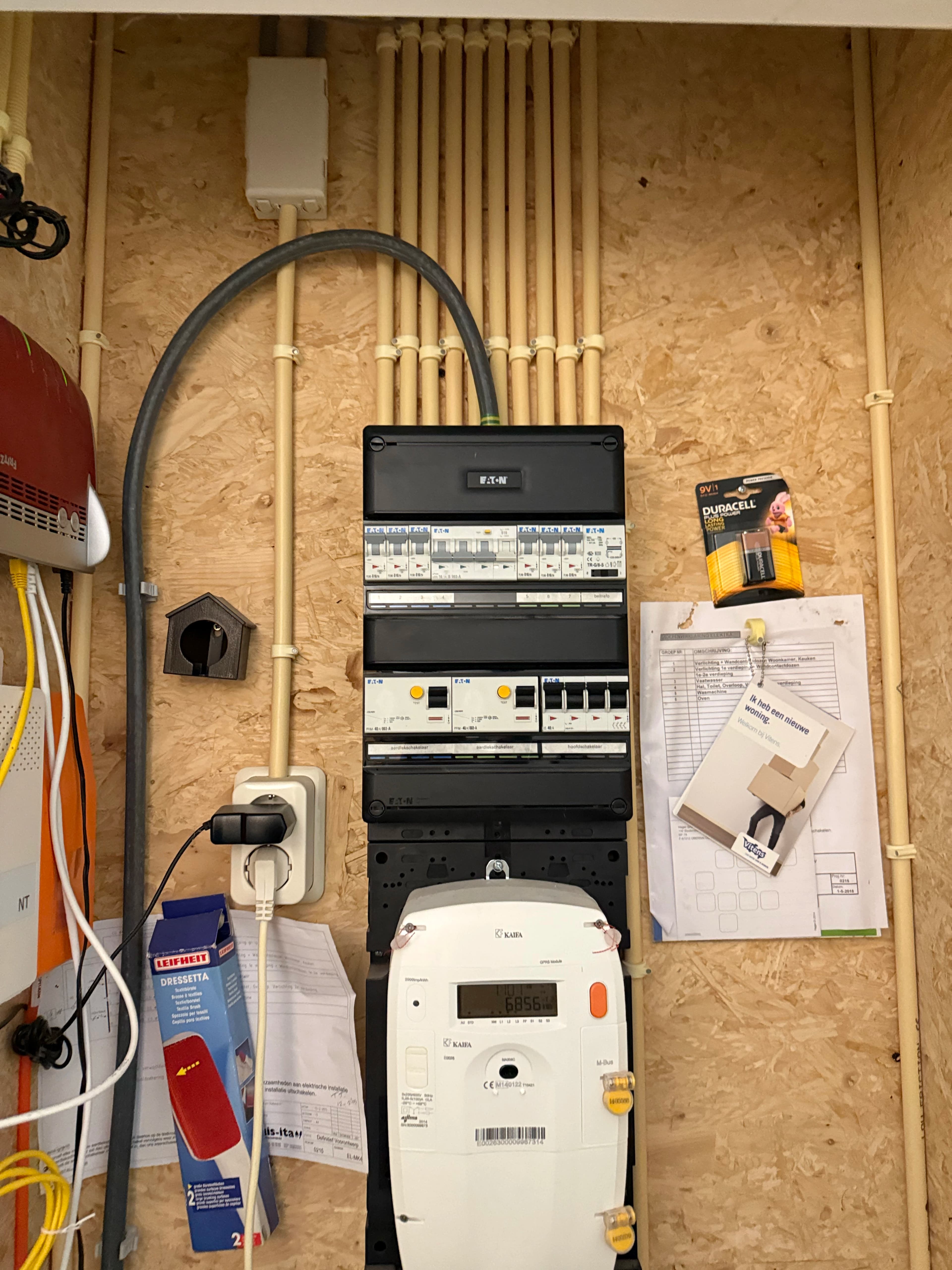 Nieuwe groepenkast geplaatst