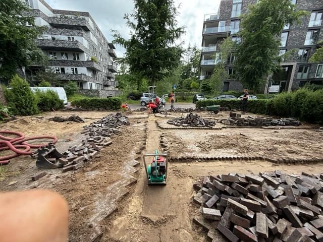 Laadpaal project - graafwerkzaamheden voor kabelaanleg