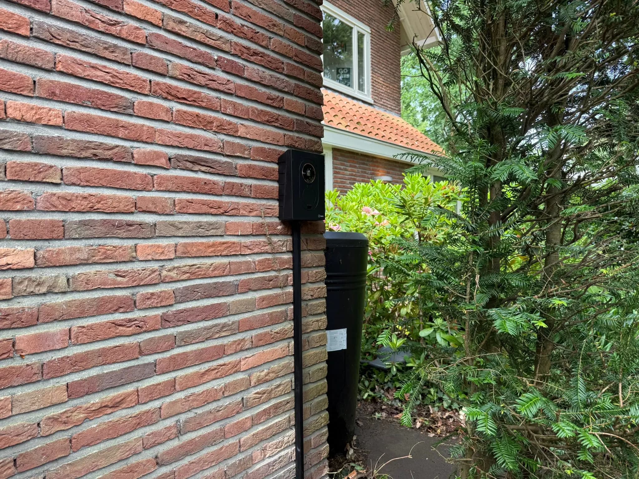 Laadpalen in Amersfoort geplaatst door Houvolt
