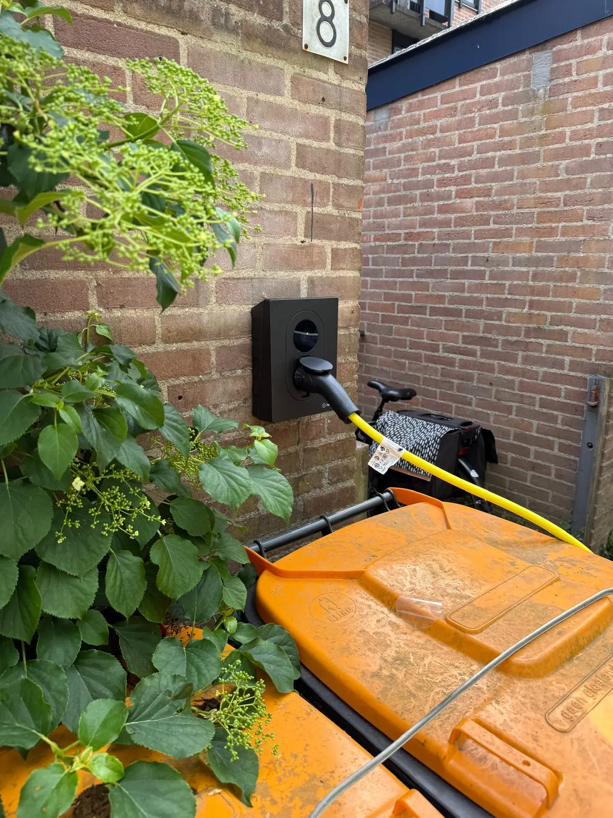 Laadpalen in Bilthoven geplaatst door Houvolt