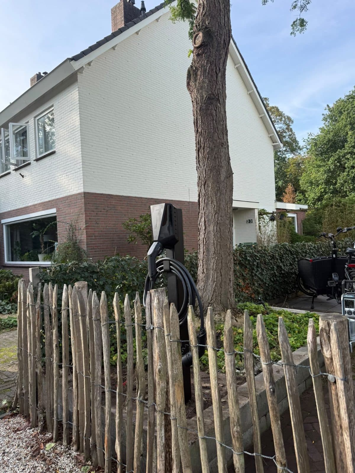 Laadpalen in Baarn geplaatst door Houvolt